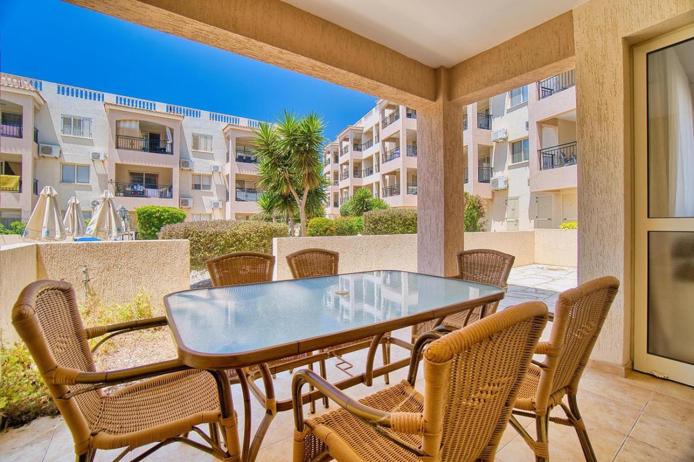 Royal Seacrest F G6 Daire Pafos Dış mekan fotoğraf